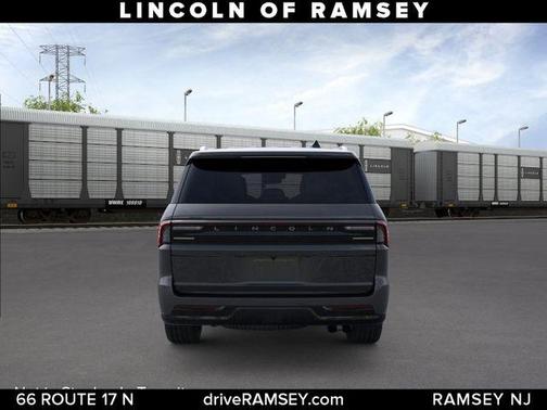 Starlight Gray Premium Colorant 2026 Lincoln Navigator Reserve