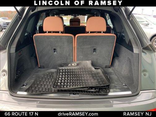 2022 Audi Q7 45 Premium Plus