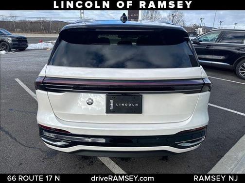 2024 Lincoln Nautilus Reserve