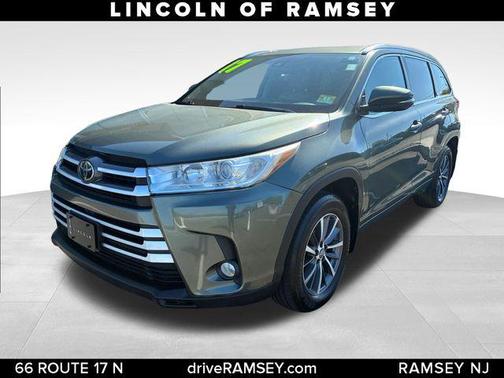 Alumina Jade Metallic 2017 Toyota Highlander XLE