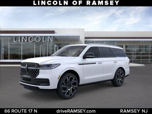PRISTINE WHITE METALLIC 3C 2026 Lincoln Navigator Black Label