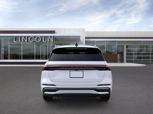 WHITE PLATINUM MET 3C 2026 Lincoln Nautilus Black Label