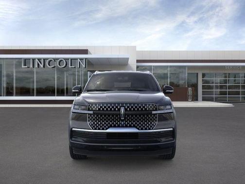 INFINITE BLACK MET CC 2026 Lincoln Navigator Premiere