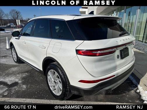 2023 Lincoln Corsair Standard