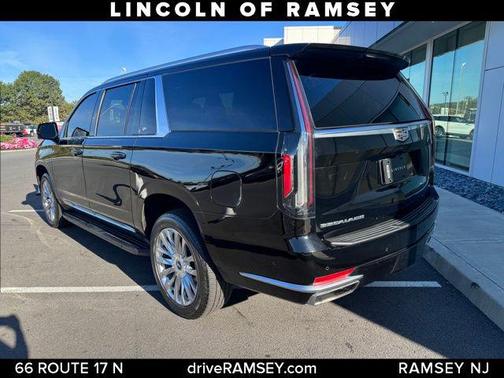 2023 Cadillac Escalade ESV Premium Luxury