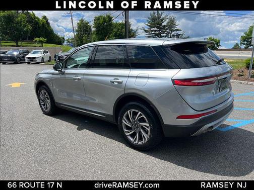 SILVER RADIANCE MET CC 2023 Lincoln Corsair Standard
