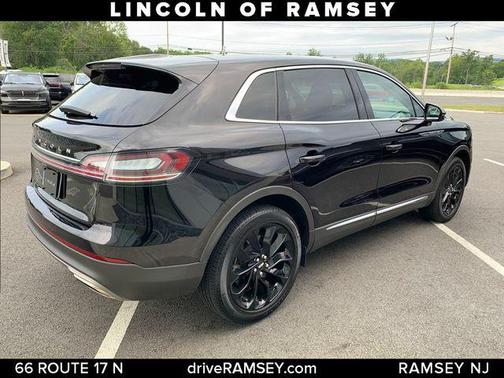 2021 Lincoln Nautilus Reserve