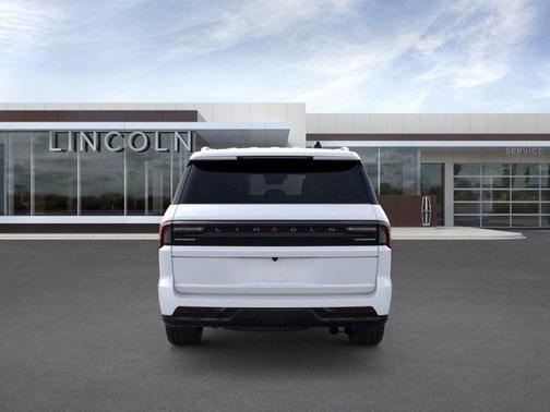 2025 Lincoln Navigator Black Label