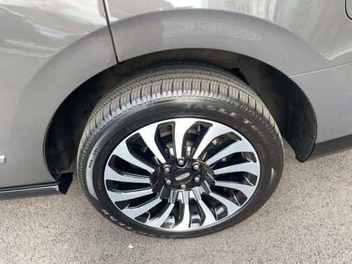 2023 Lincoln Navigator Black Label