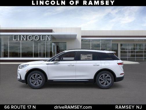 PRISTINE WHITE MET 3C 2026 Lincoln Corsair Premiere