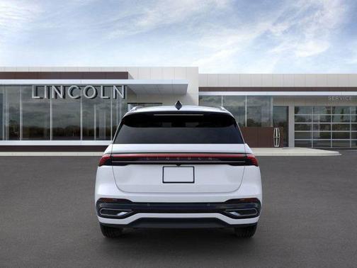 2025 Lincoln Nautilus Reserve