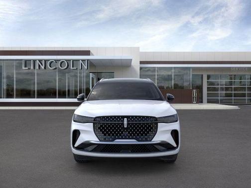 2025 Lincoln Nautilus Reserve