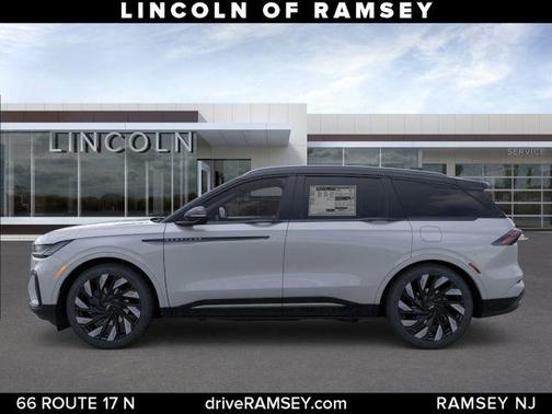 GRAY MATTER MET CC 2026 Lincoln Nautilus Reserve