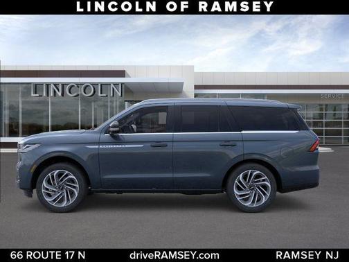 FLIGHT BLUE METALLIC CC 2025 Lincoln Navigator Reserve