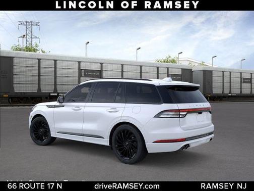 PRISTINE WHITE MET 3C 2026 Lincoln Aviator Reserve AWD