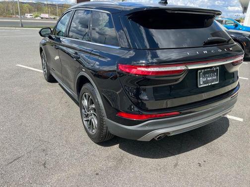 INFINITE BLACK METALLIC 2020 Lincoln Corsair Standard