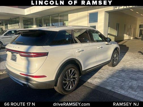 2022 Lincoln Corsair Standard