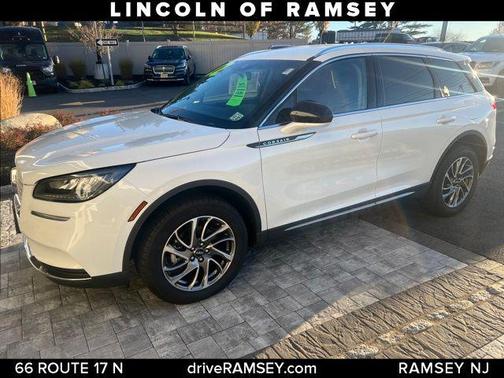 2022 Lincoln Corsair Standard