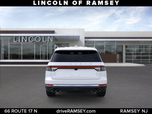 PRISTINE WHITE MET 3C 2026 Lincoln Aviator Premiere