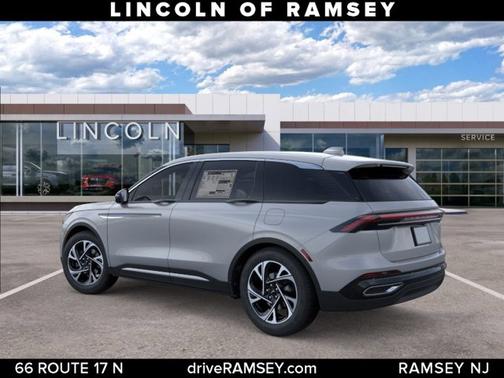Gray Matter Metallic Clearcoat 2026 Lincoln Nautilus Premiere