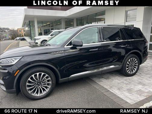 2023 Lincoln Aviator Standard AWD