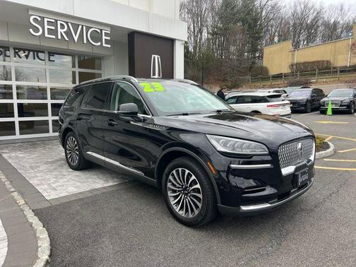 2023 Lincoln Aviator Standard AWD