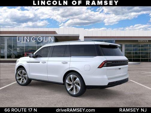 PRISTINE WHITE METALLIC 3C 2026 Lincoln Navigator Black Label