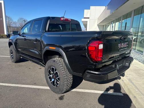 2024 GMC Canyon AT4X