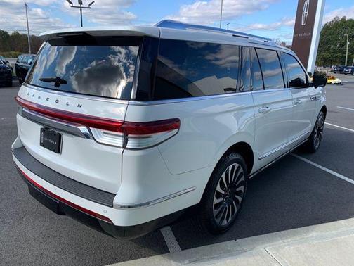 2022 Lincoln Navigator Black Label