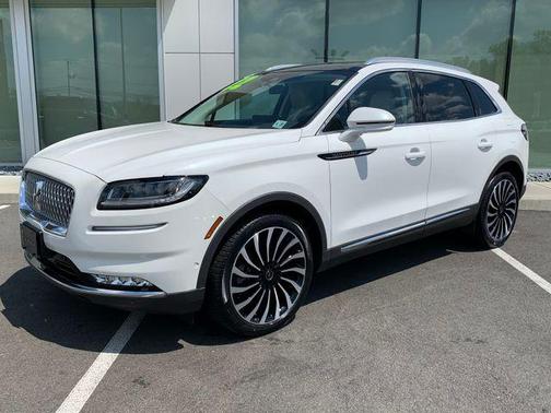 2022 Lincoln Nautilus Black Label