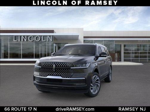 INFINITE BLACK MET CC 2025 Lincoln Navigator Reserve