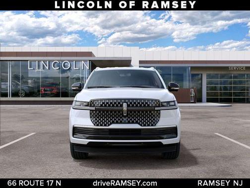 Pristine White Metallic Tri-Coat 2027 Lincoln Navigator Premiere