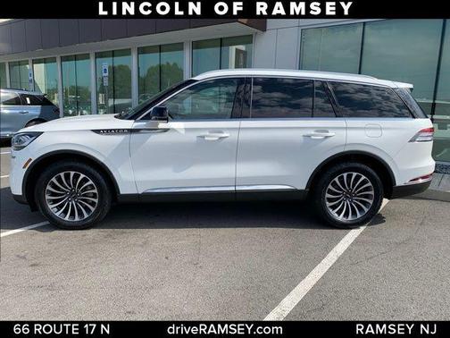 2023 Lincoln Aviator Standard AWD