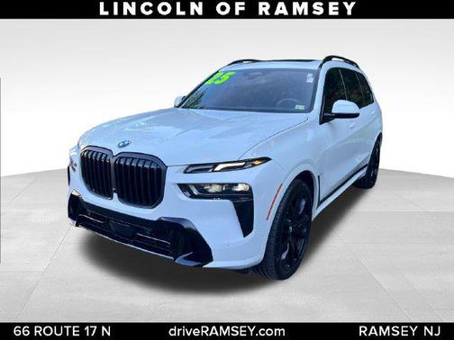 Alpine White 2025 BMW X7 xDrive40i
