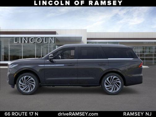 STARLIGHT GRAY PC 2026 Lincoln Navigator Reserve