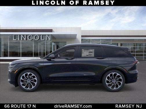 INFINITE BLACK MET CC 2026 Lincoln Nautilus Reserve
