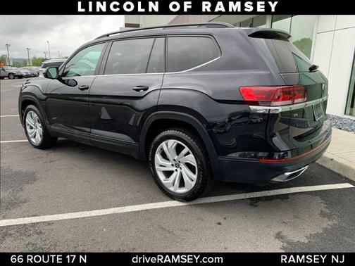 2022 Volkswagen Atlas 2.0T SE w/Technology 4MOTION