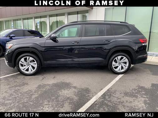 2022 Volkswagen Atlas 2.0T SE w/Technology 4MOTION