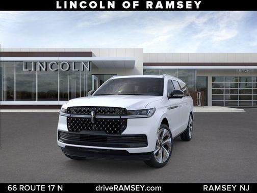 PRISTINE WHITE METALLIC 3C 2026 Lincoln Navigator Black Label