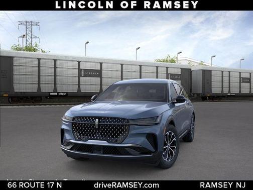 Whisper Blue Metallic Clearcoat 2026 Lincoln Nautilus Premiere