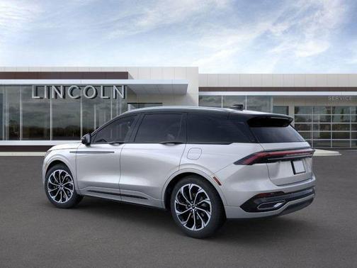 2025 Lincoln Nautilus Reserve