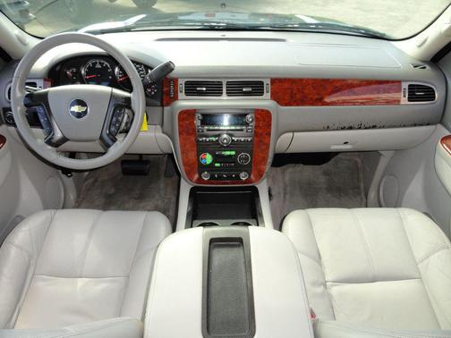 2010 Chevrolet Suburban 1500 LT