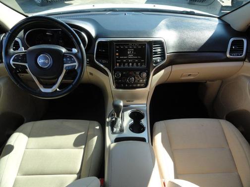 2016 Jeep Grand Cherokee Laredo