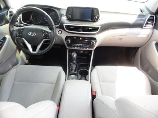 Winter White 2021 Hyundai TUCSON Sport