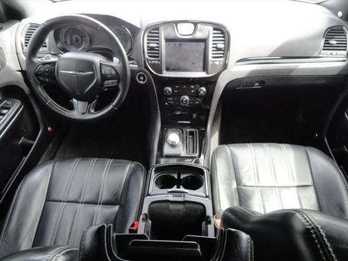 2017 Chrysler 300 S