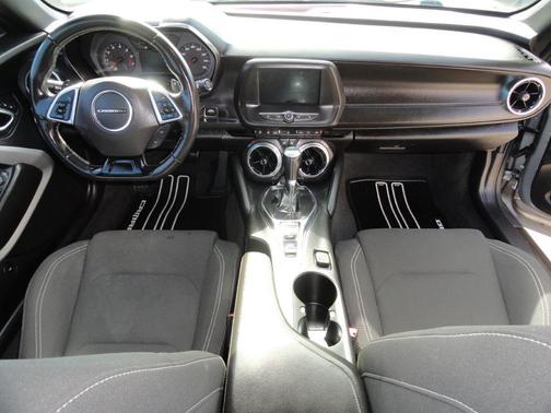 2020 Chevrolet Camaro RWD Coupe LT1