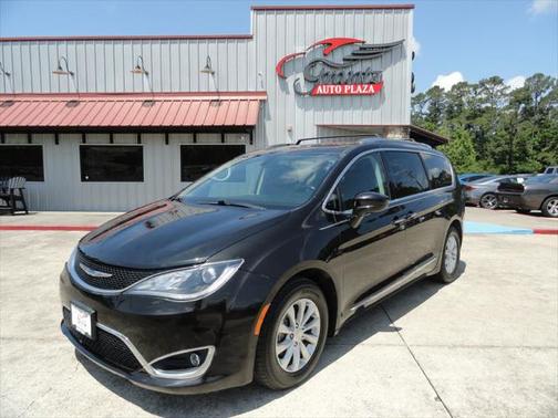 2018 Chrysler Pacifica Touring-L Plus