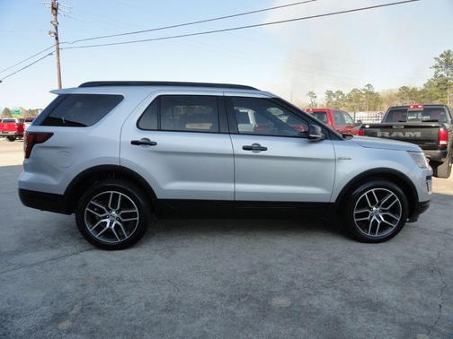 2019 Ford Explorer Sport