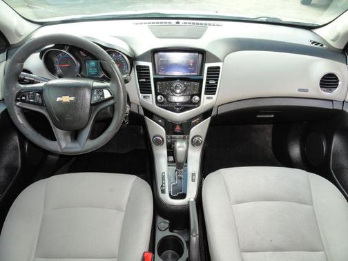 2015 Chevrolet Cruze 1LT
