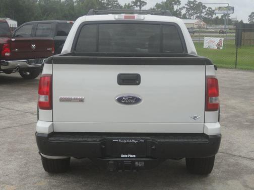 White Suede Clearcoat 2009 Ford Explorer Sport Trac XLT